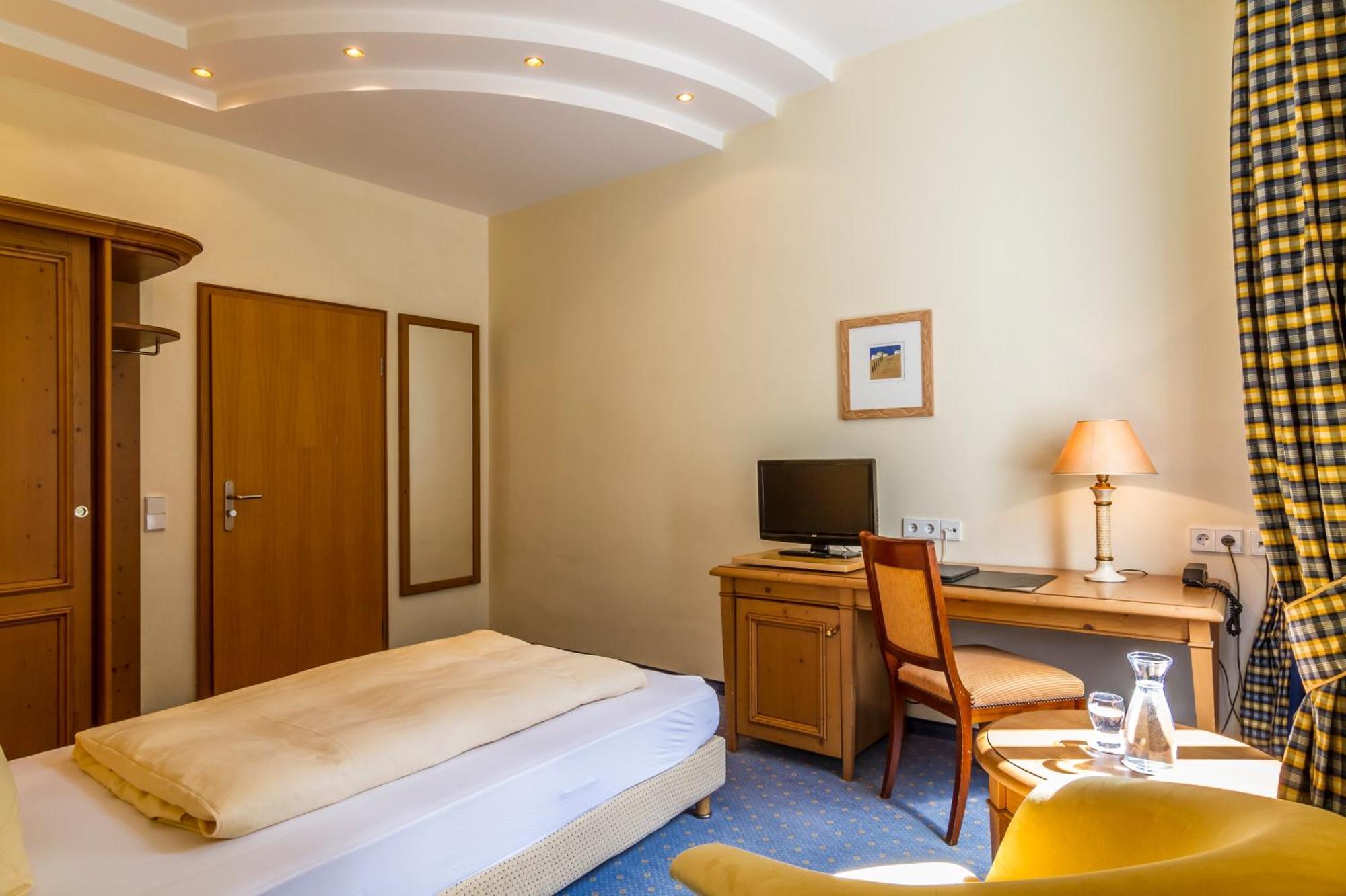 Waldhotel Bad Sulzburg Zimmer foto